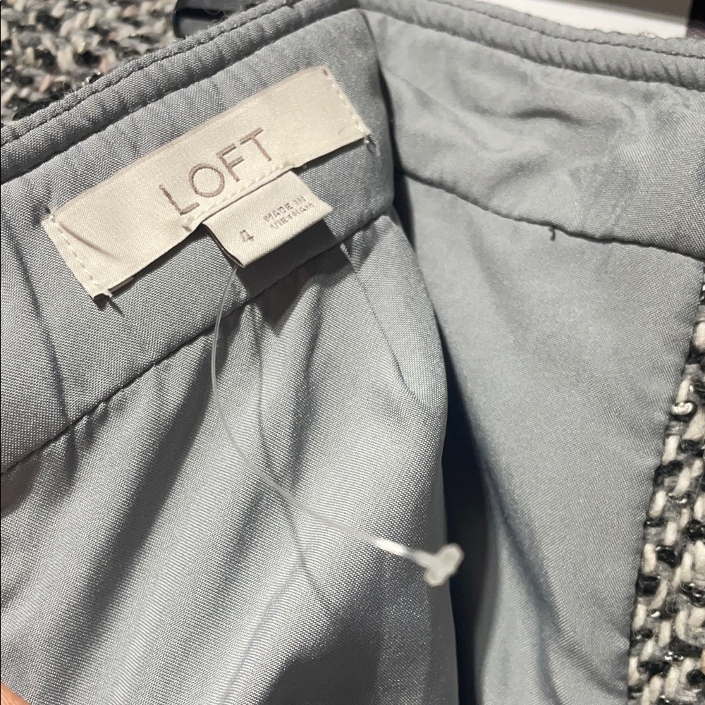 LOFT tweed Skirt size 4 - Picture 5 of 5